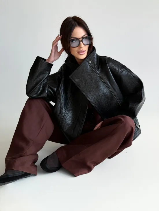 Черная женская кожаная куртка - фото 20