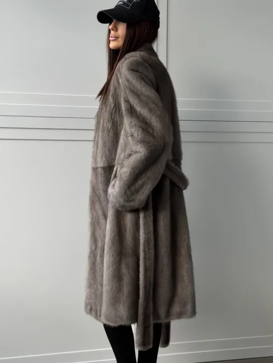Норковая шуба из скандинавской норки - цвет серый