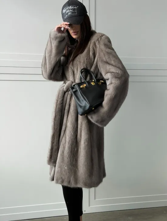 Норковая шуба из скандинавской норки - цвет серый