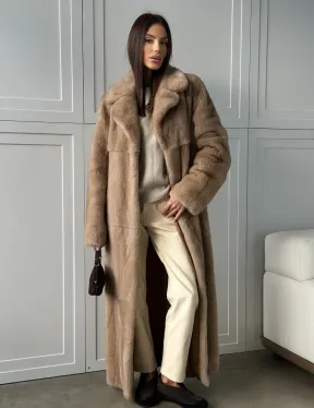 Прямая шуба из меха норки с поясом (бежевая)