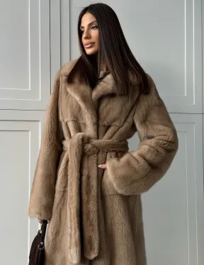 Прямая шуба из меха норки с поясом (бежевая)
