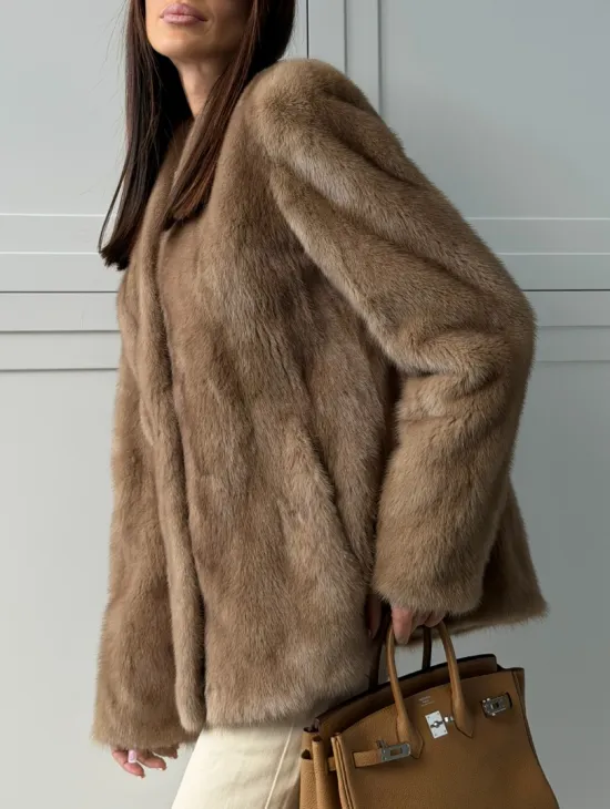 Женский норковый полушубок пастель