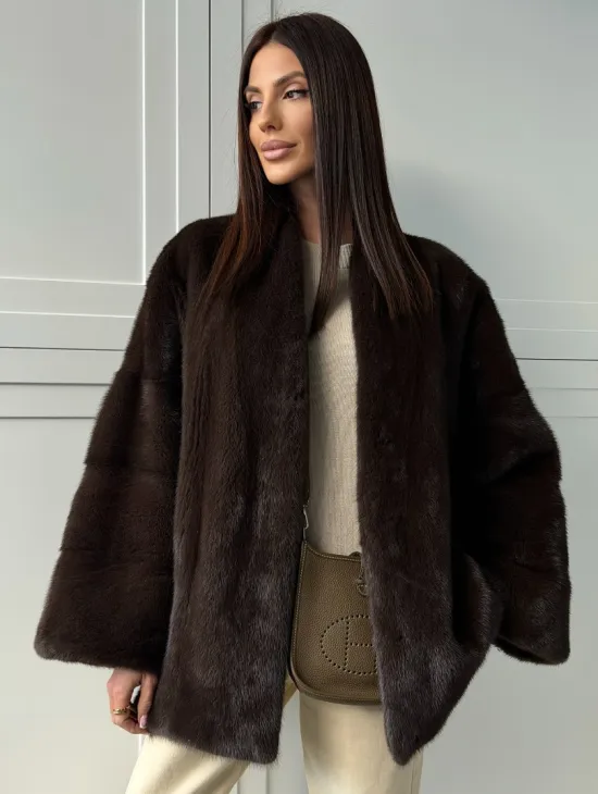 Меховой жакет из норки V- образный воротник