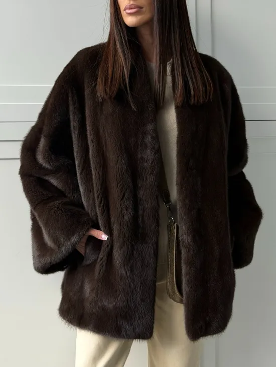Меховой жакет из норки V- образный воротник