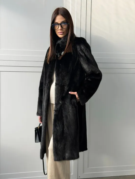 Черная норковая шуба - воротник стойка