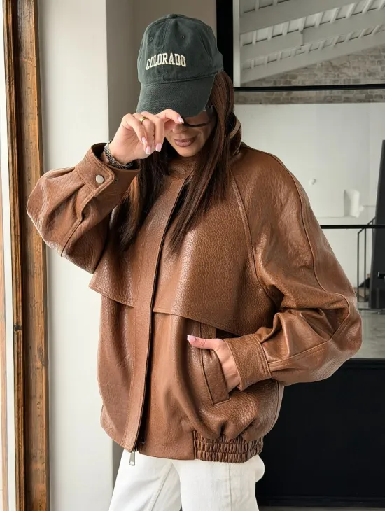 Стильная кожаная куртка