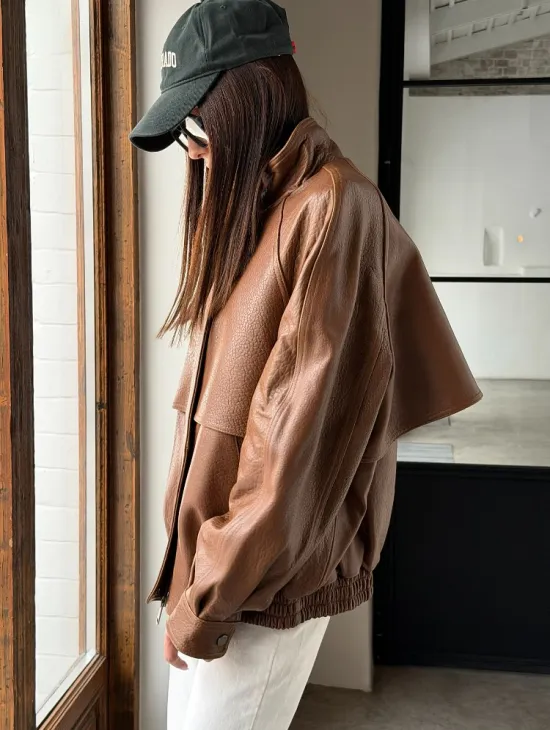 Стильная кожаная куртка