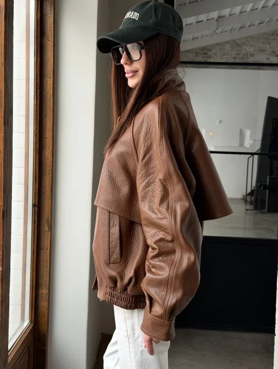Стильная кожаная куртка