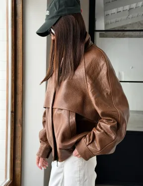 Стильная кожаная куртка