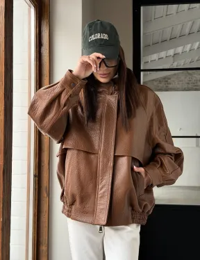 Стильная кожаная куртка