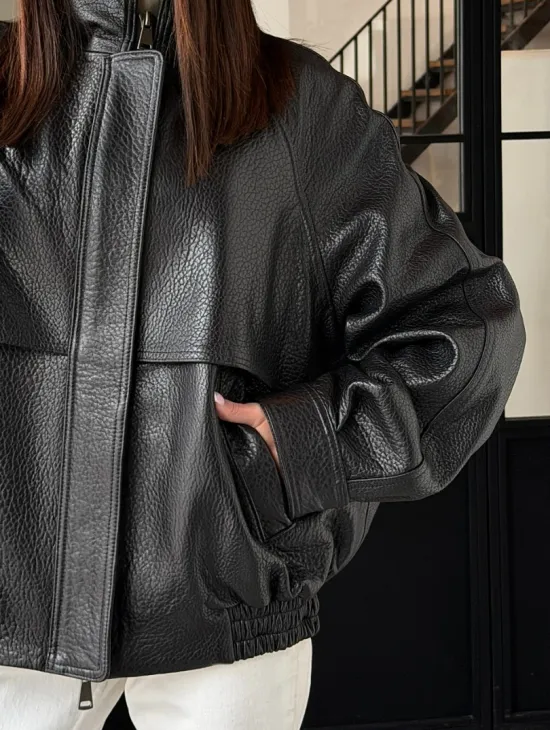 Черная весенняя куртка из кожи Joombo