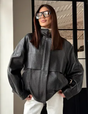Черная весенняя куртка из кожи Joombo