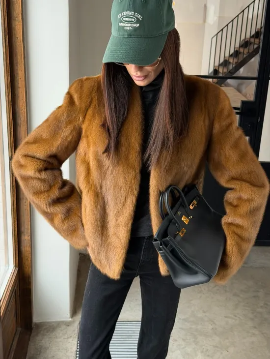 Меховой жакет из золотой норки