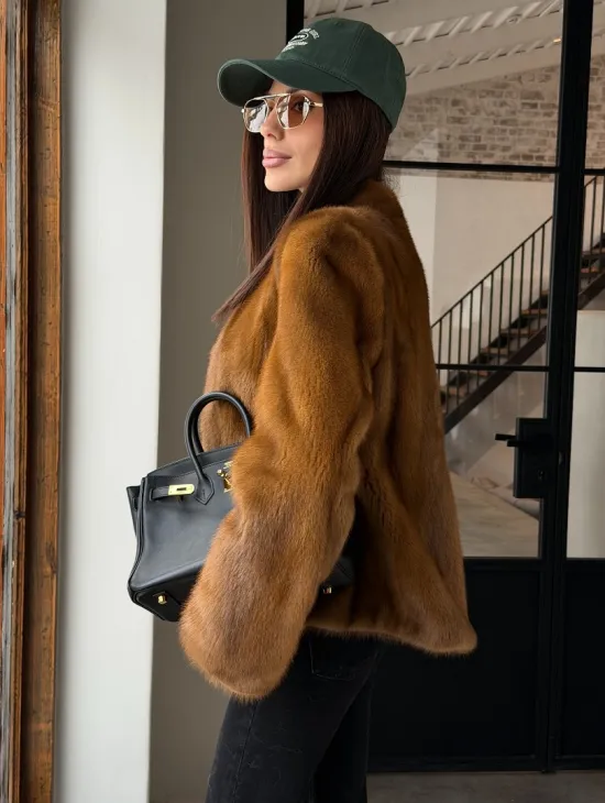 Меховой жакет из золотой норки