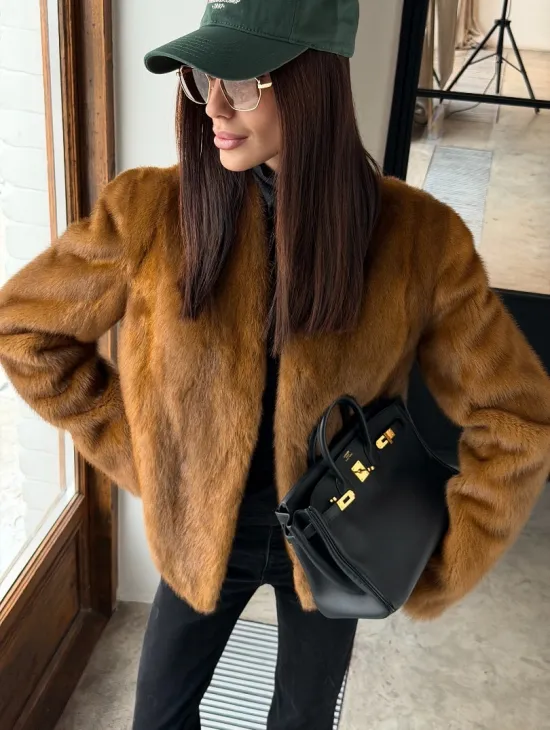 Меховой жакет из золотой норки