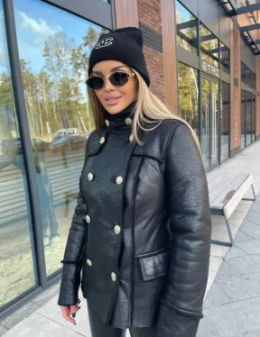 Дубленка из натуральной овчины в стиле милитари