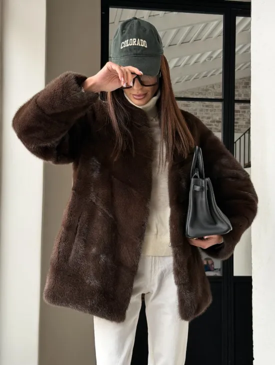 Женский норковый полушубок