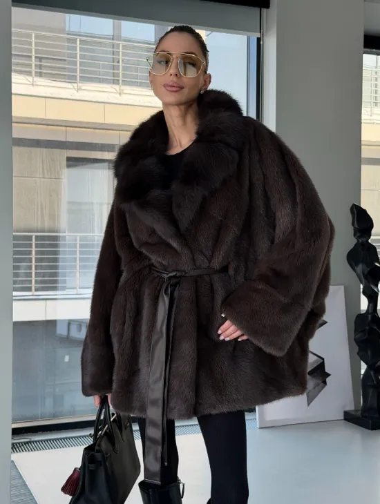 Норковое автоледи с воротником из куницы - фото 10