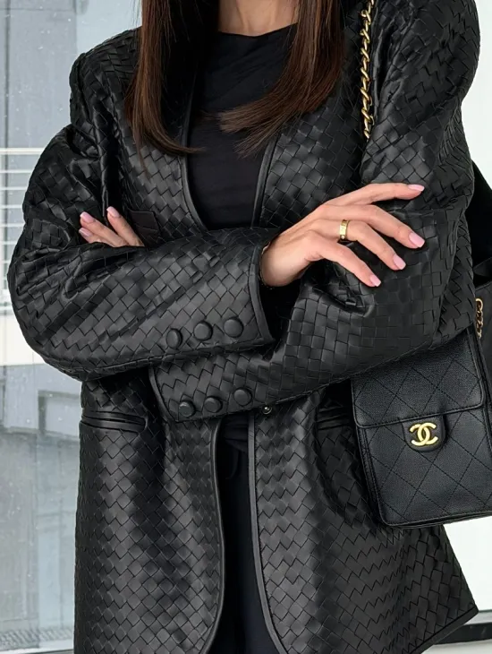 Женский пиджак из натуральной кожи - фото 1