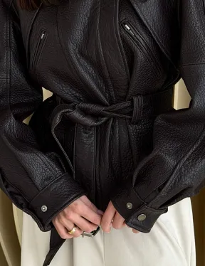 Коричневая кожаная куртка «Тренд - 2026» - фото 2