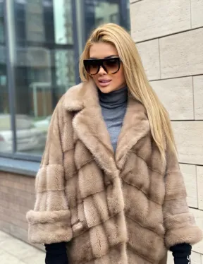 Шуба из датской норки  с английским воротником - цвет палевый