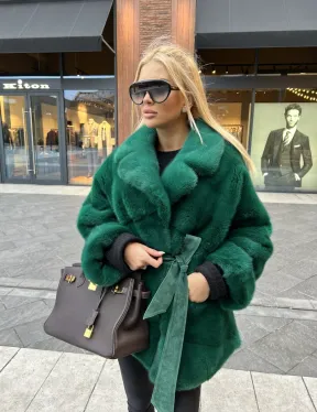Короткая шуба из меха норки Velvet в изумрудном цвете