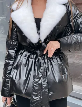Пуховик с мехом белой норки в черном цвете
