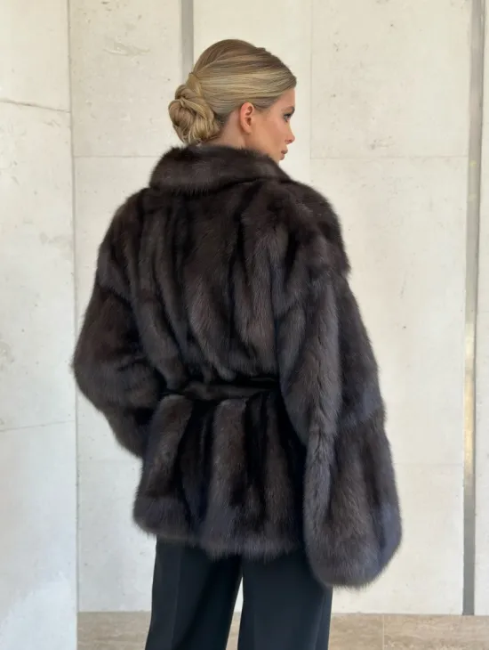 Стильный жакетик из соболя цвета dark седина 1/2