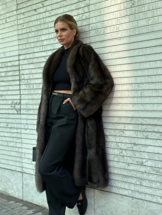 Классическое пальто из меха соболя седина 1/2