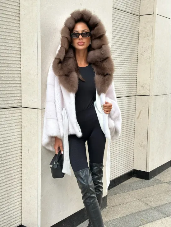 Шуба норковая пончо капюшон куница - белый жемчуг