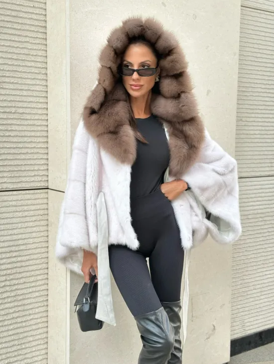 Шуба норковая пончо капюшон куница - белый жемчуг