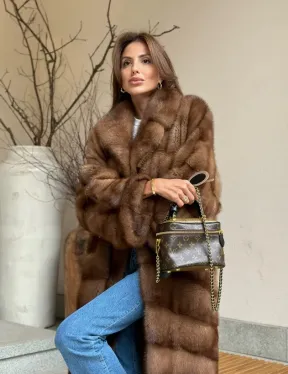 Стильное пальто из меха соболиной норки - цвет соболь