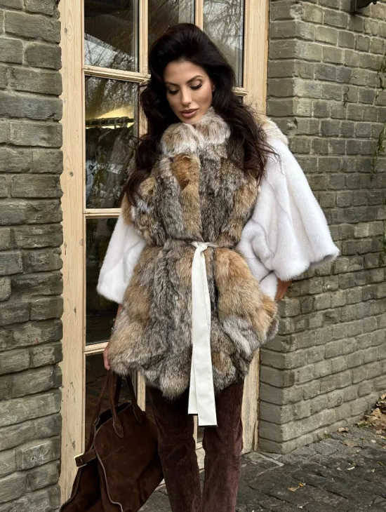Норковая шуба летучая мышь, отделка из меха рыси