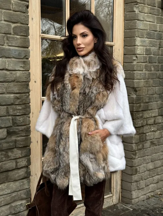 Норковая шуба летучая мышь, отделка из меха рыси