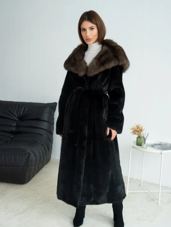 Норка BLACKGLAMA, пластины с капюшоном из меха куницы