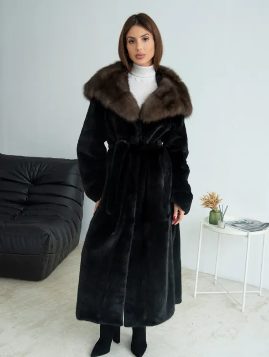 Норка BLACKGLAMA, пластины с капюшоном из меха куницы