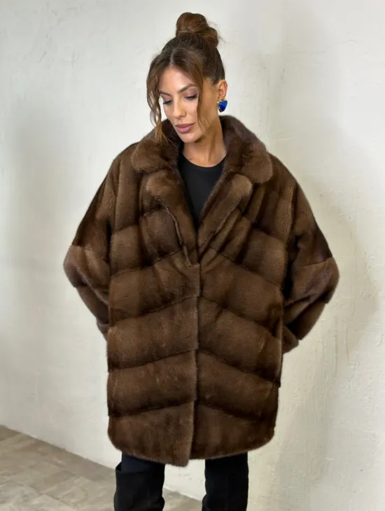 Шуба из аукционной норки английский воротник - цвет орех