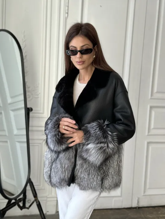 Дубленка с мехом чернобурки - цвет черный