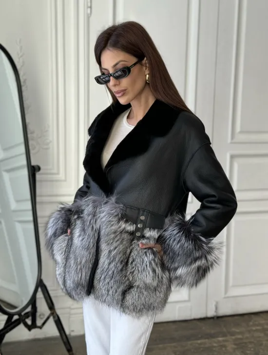 Дубленка с мехом чернобурки - цвет черный