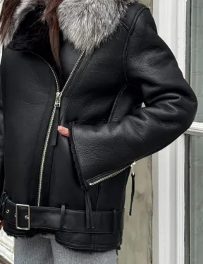 Дубленка из натуральной овчины с воротником чернобурой лисы