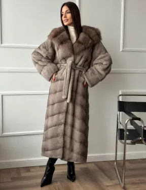 Шуба норковая с капюшоном куница - цвет светло-серый