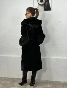 Черная шуба из импортной норки с капюшоном