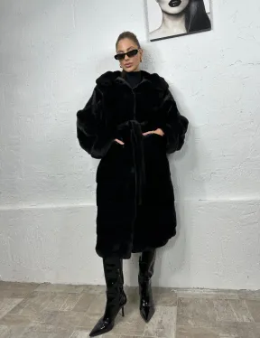 Черная шуба из импортной норки с капюшоном
