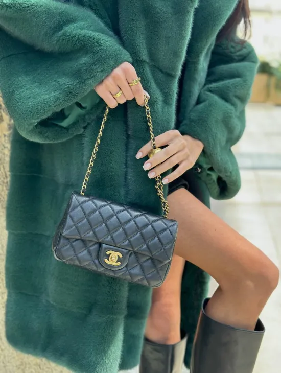 Зеленая шуба мех NAFA английский воротник