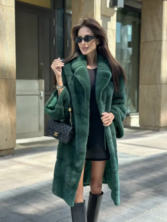 Зеленая шуба мех NAFA английский воротник