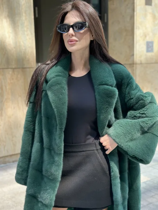 Зеленая шуба мех NAFA английский воротник