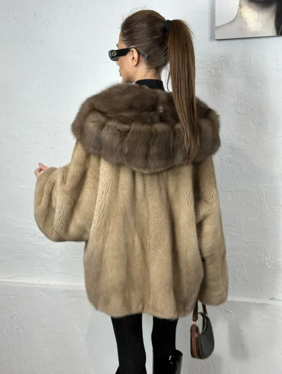 Норка автоледи с капюшоном куница - цвет пастель