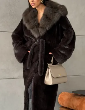 Шуба норковая с капюшоном из меха куницы - цвет уголь