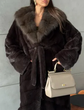 Шуба норковая с капюшоном из меха куницы - цвет уголь