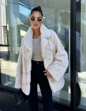 Короткая норковая шуба с английским воротником - цвет ваниль